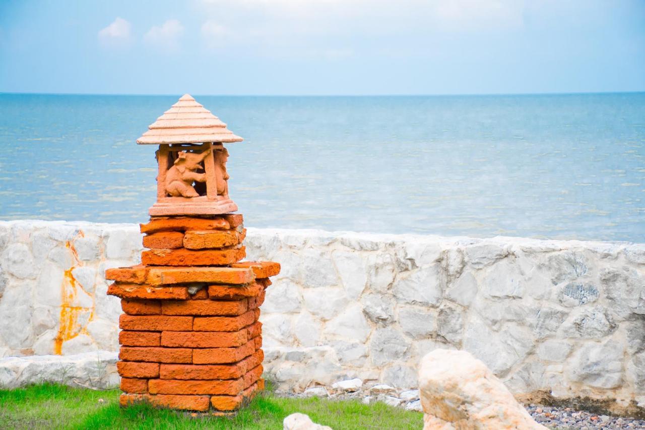 Sea Memories White Sand Beach Hotel Huahin Kültér fotó