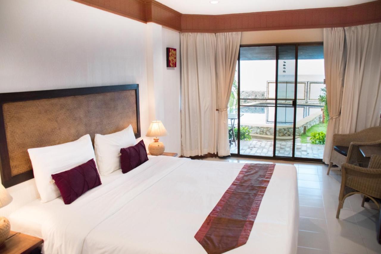 Sea Memories White Sand Beach Hotel Huahin Kültér fotó